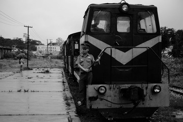277320