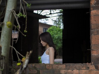 001