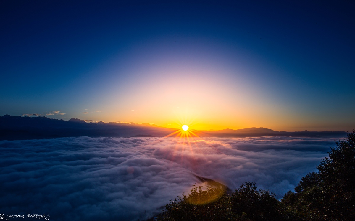 热爱的这个世界之日升