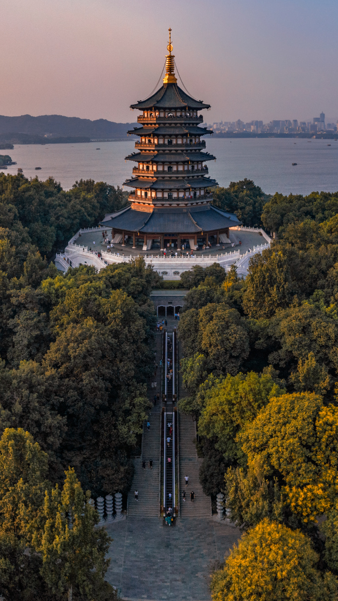 西湖雷峰塔