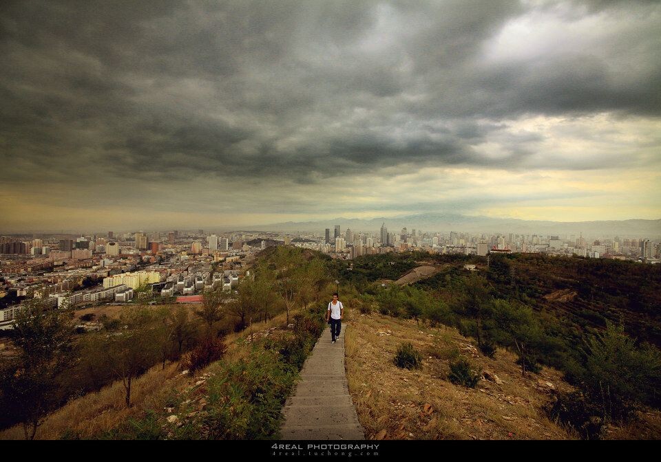 雅山，乌鲁木齐<br />
