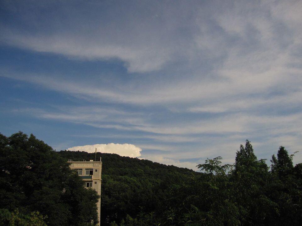 层<br />
