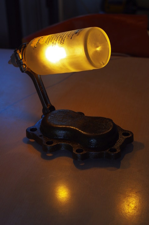 送老谢的酒瓶台灯8 br />