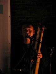 欢庆演奏埃塞俄比亚竖琴