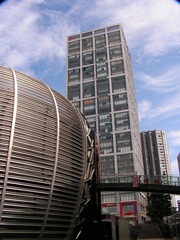 “财富中心”
