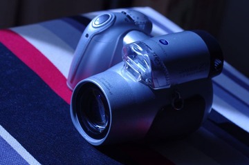 KONICA MINOLTA DiMAGE  Z10