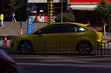 Focus 黄