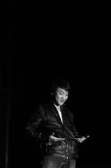 台词：女律师30多岁，胸特大，长的还不错
