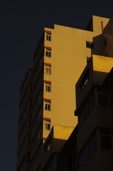 夕阳下 的楼房