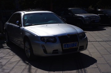 荣威 750i