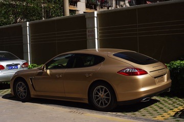 Porsche Panamera后