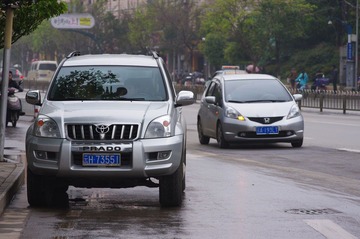 TOYOTA PRADO&HONDA FIT