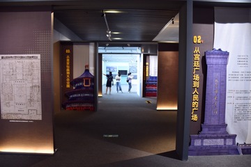 正义坊橱窗(BW)