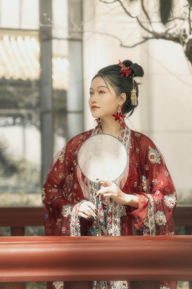 "江南好,最好是红衣" - keriz - 图虫