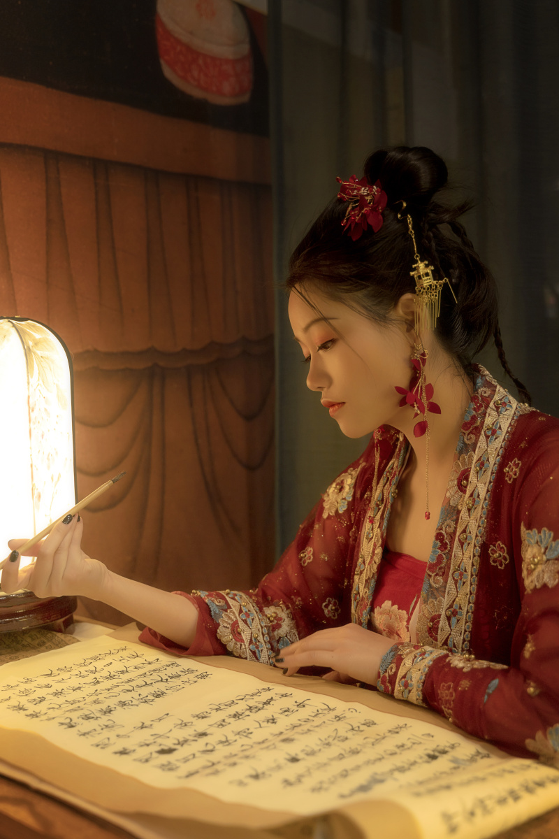 "江南好,最好是红衣" - keriz - 图虫