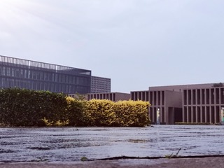 87632