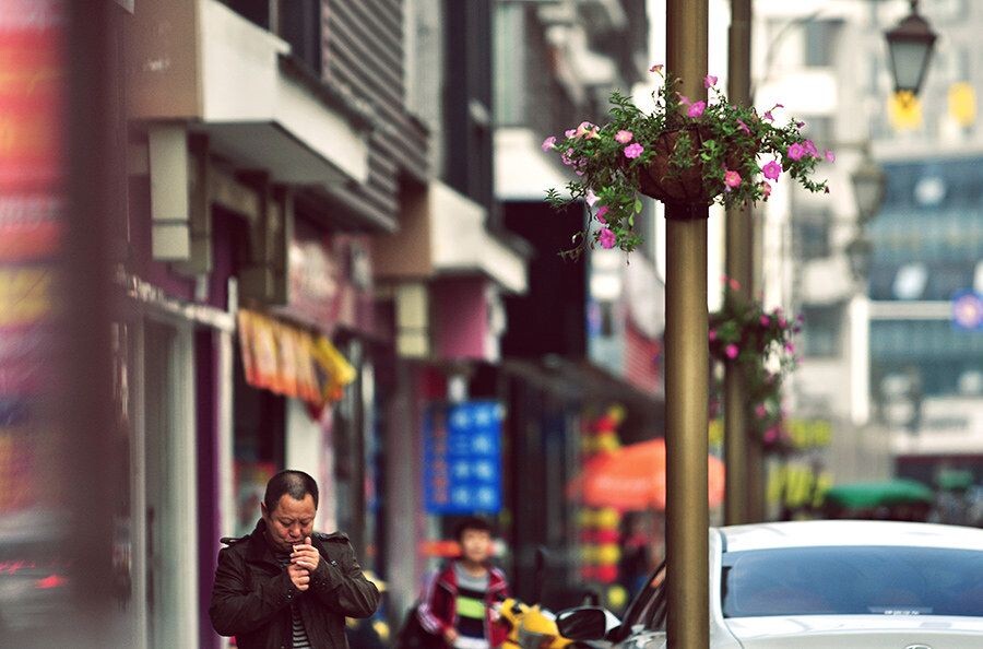 来一根。<br />
