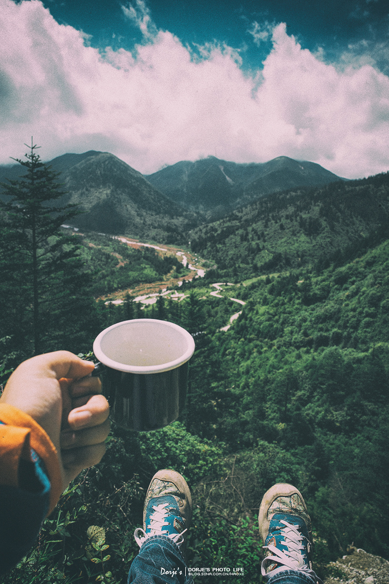 唯有咖啡和雪山