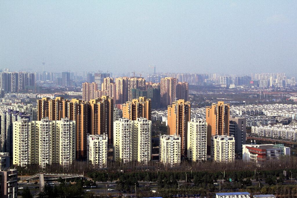 城市建筑中的“重复元素”<br />
随着城市建设的发展，越来越多的新楼盘不断的装饰着城市的地平线。每一个楼盘的建筑设计风格是统一的，也就是“重复”的。。。。。。