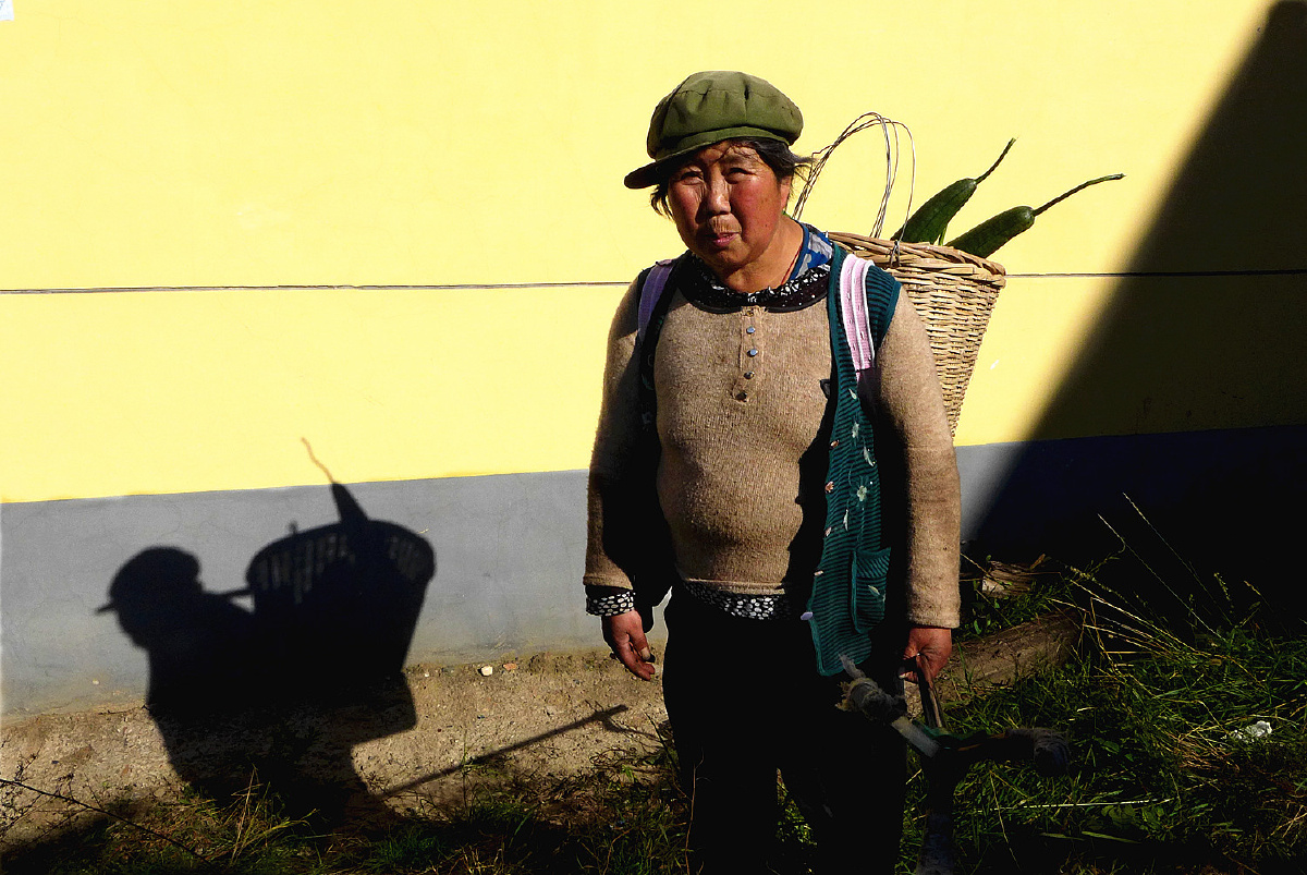 山村妇女