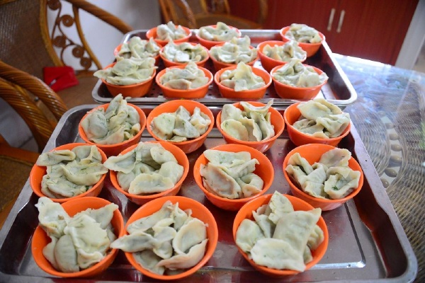 山东茌平爱心人士设免费午餐146名老人赴饺子宴