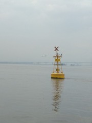 718633