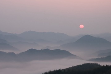 大别山之晨