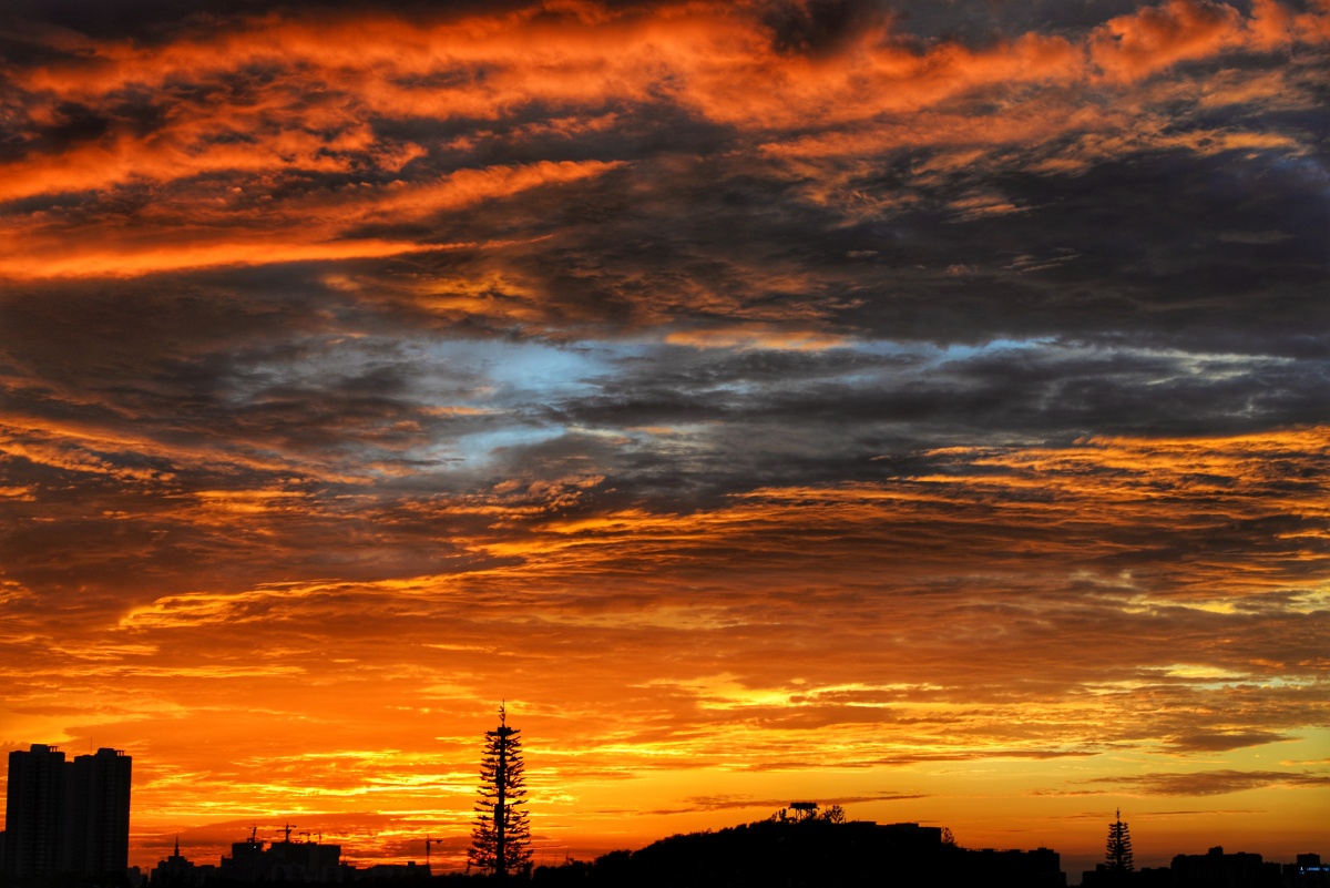 郑州昨天的火烧云