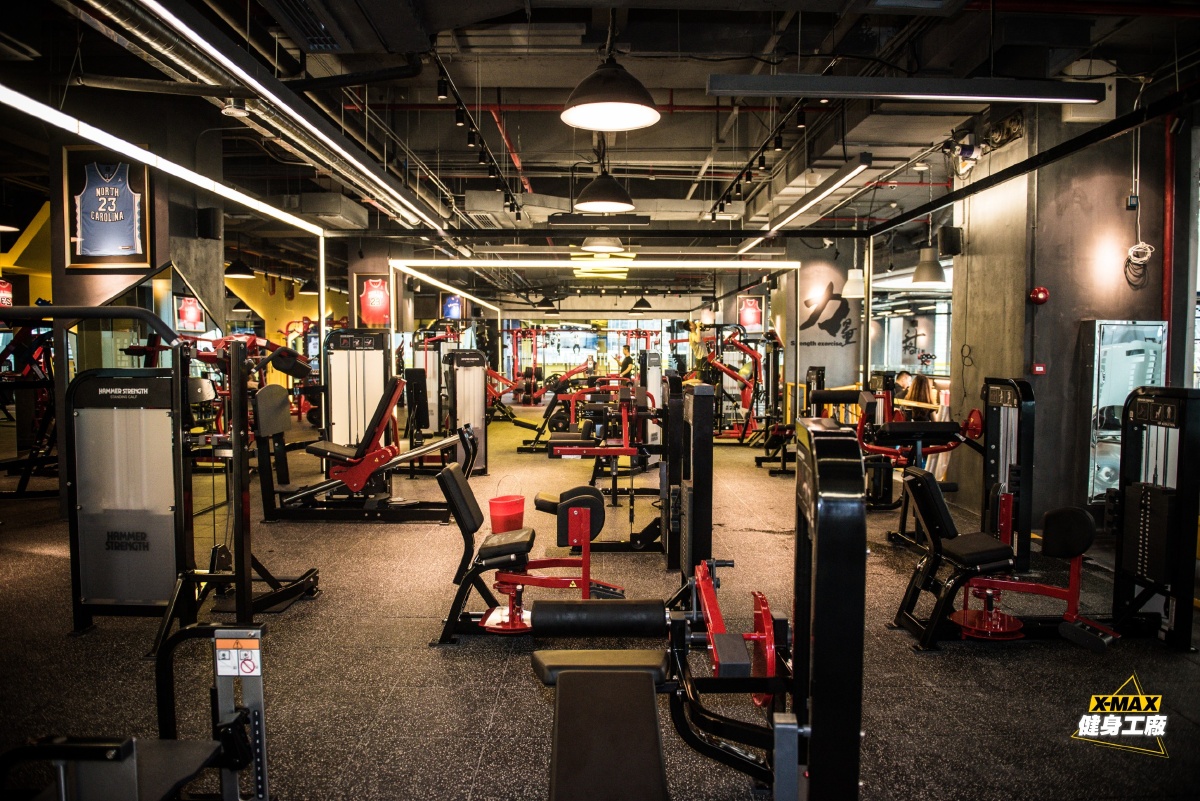 xmax健身工厂场景图