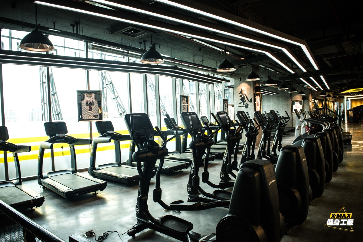xmax健身工厂场景图