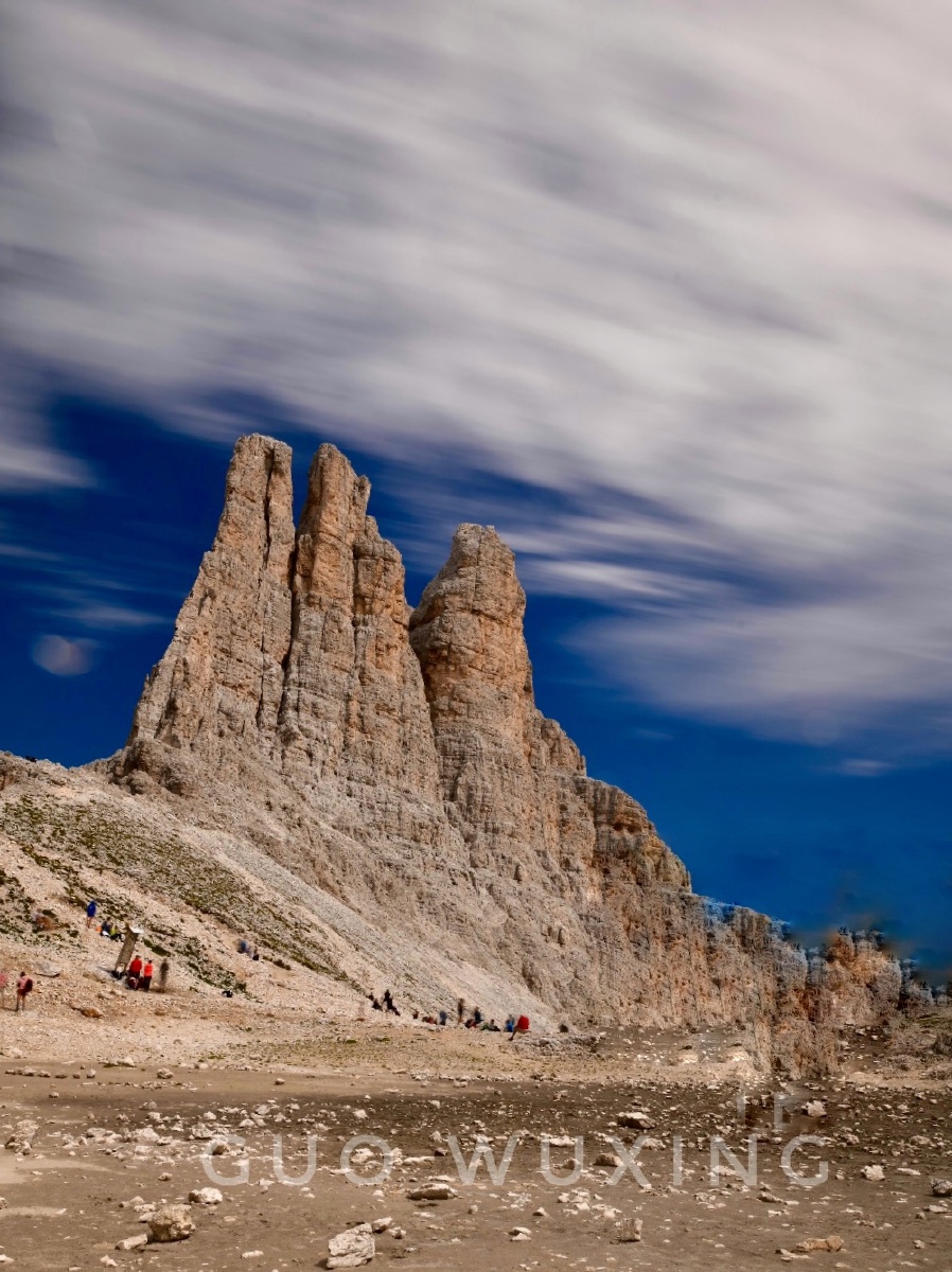 意大利多洛米蒂山峰torridelvajolet瓦约莱塔峰是阿尔卑斯山