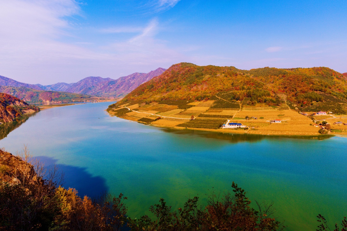 丹东浑江第一大弯拍摄于2020年10月10日