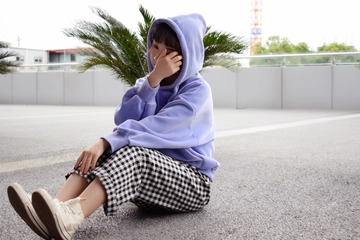 001