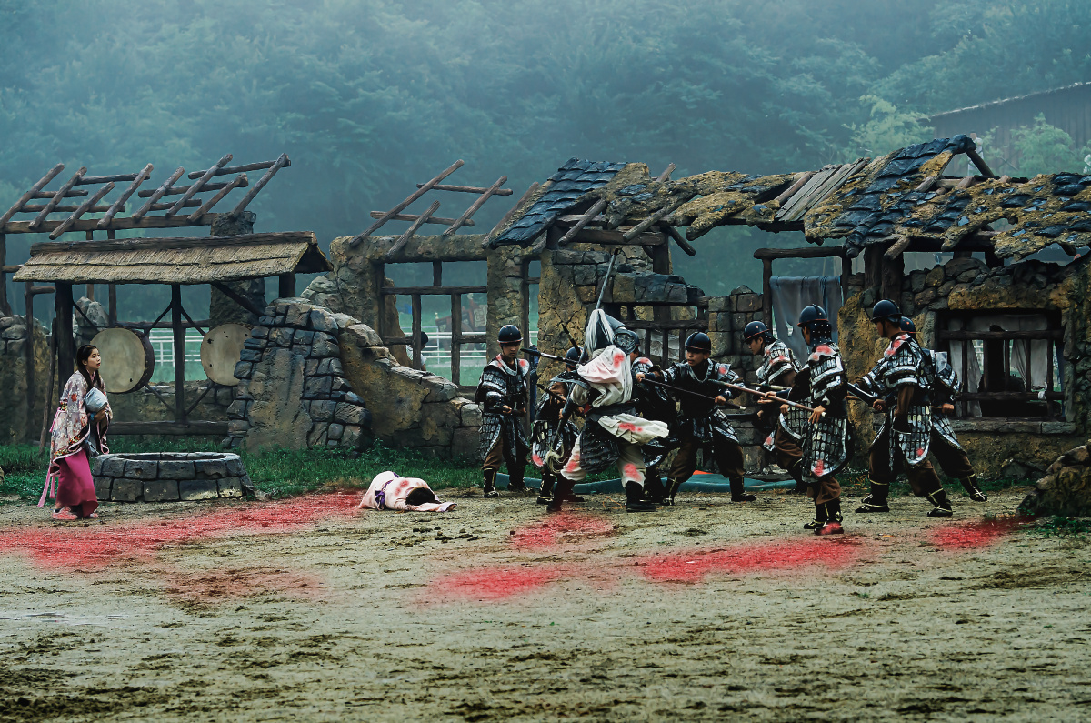 百里荒景区大型古装实景马战剧《血战长坂坡》掠影东汉建安十三年