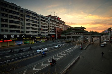 _YIP7580