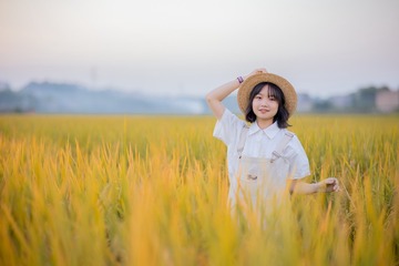 7C3E10E4-BC1C-4682-BB25-B8D931083B2A/L0/001