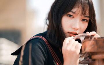 6