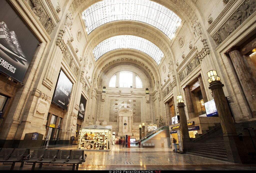 Stazione Centrale di Milano<br />
...