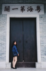 001