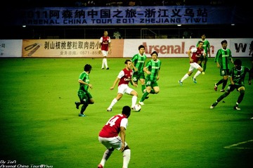 W19带球.jpg