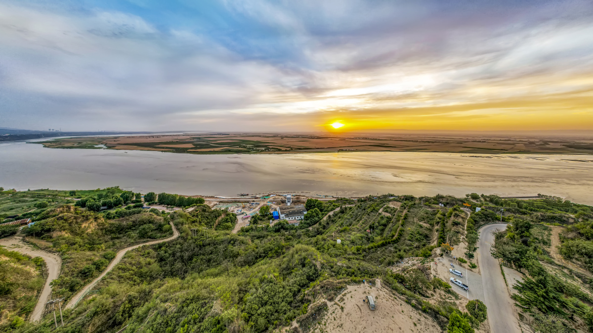 苍茫大河今朝美