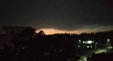 1637325