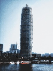 158876