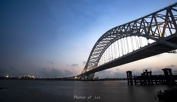 94879