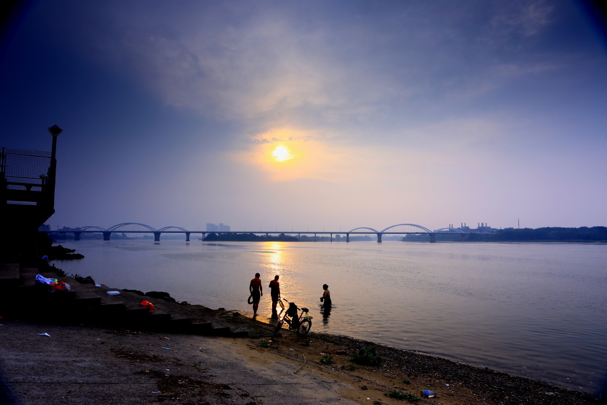 在东莞石龙早上的风景