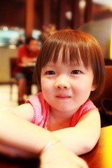 2岁的小侄女