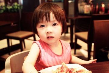2岁的小侄女