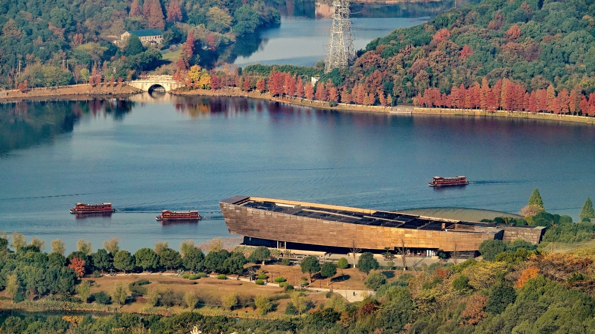 湘湖一叶舟问史八千年跨湖桥遗址博物馆