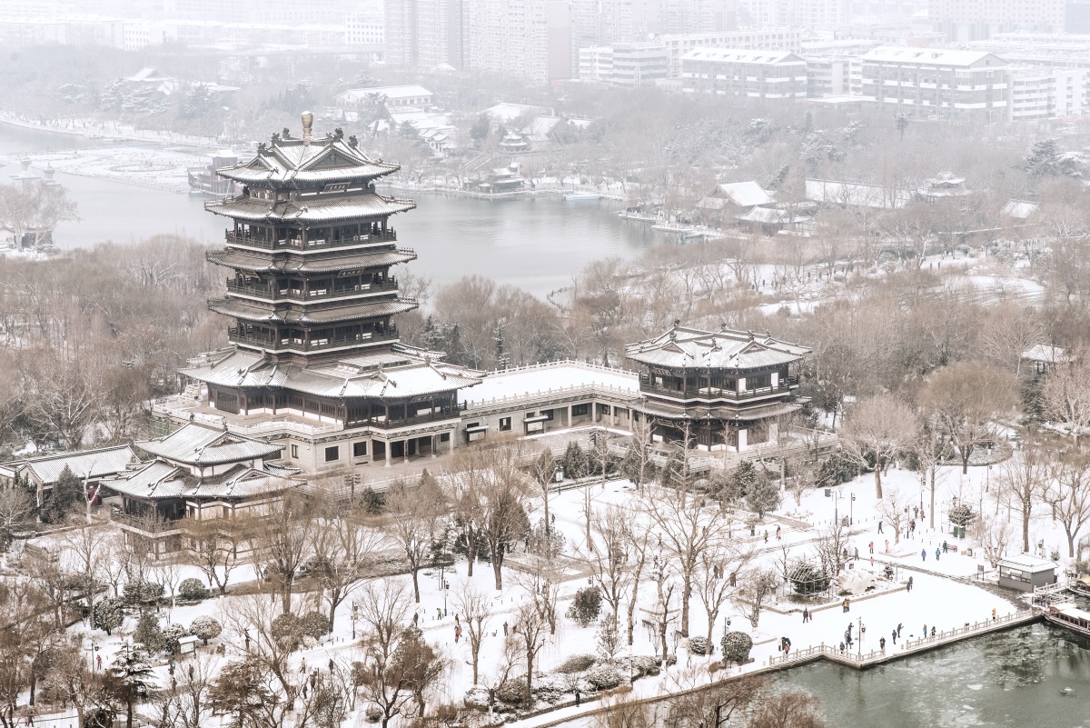 济南大明湖雪景