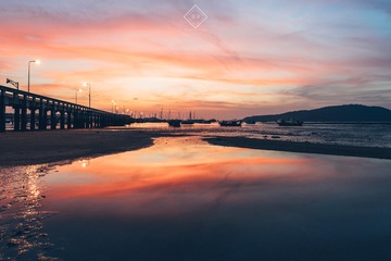 001